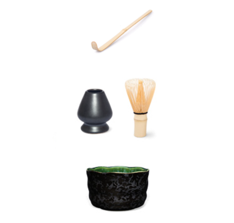 Premium Matcha Set Kyoto 2 Matcha Zubehör mit Bambusbesen, Matcha-Schale und Bambuslöffel auf weißem Hintergrund